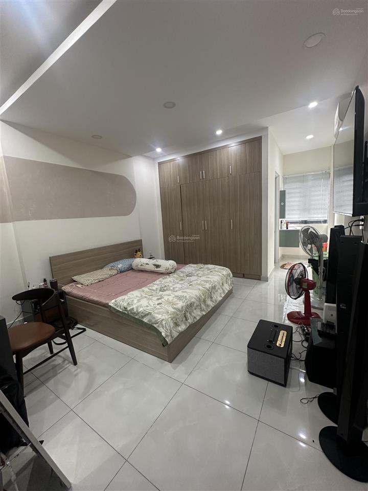Cho thuê nr đẹp tại hẻm 26, lâm hoành, 20 triệu, 220m2, nhiều tiện ích