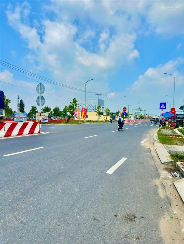 Đầu năm khách gửi bán gấp lô đất rẻ hơn khu vực vài trăm triệu ngay trung tâm thủ thừa