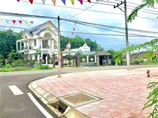 Cần tiền bán nhanh lô đất gần bệnh viện hoàn mỹ, giá chỉ 750 triệu đất thổ cư tp đồng xoài (cũ)