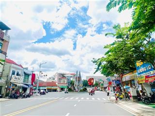 Chủ ngộp lắm rồi gửi bán nhanh lô đất ngay trung tâm gần chợ bến cát dân cư đông giá chỉ 750 triệu