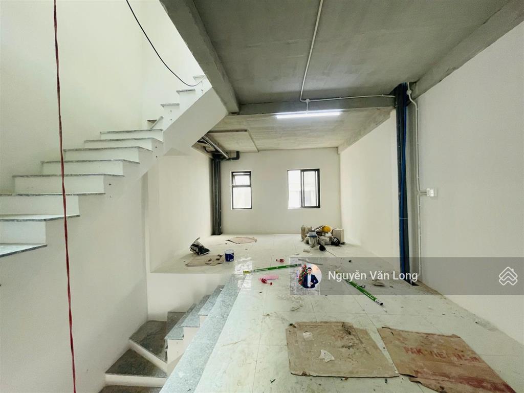 Hot 25tr sở hữu căn nhà phố hoàn thiện cơ bản mới 100%, nhà trống k máy lạnh để làm văn phòng...