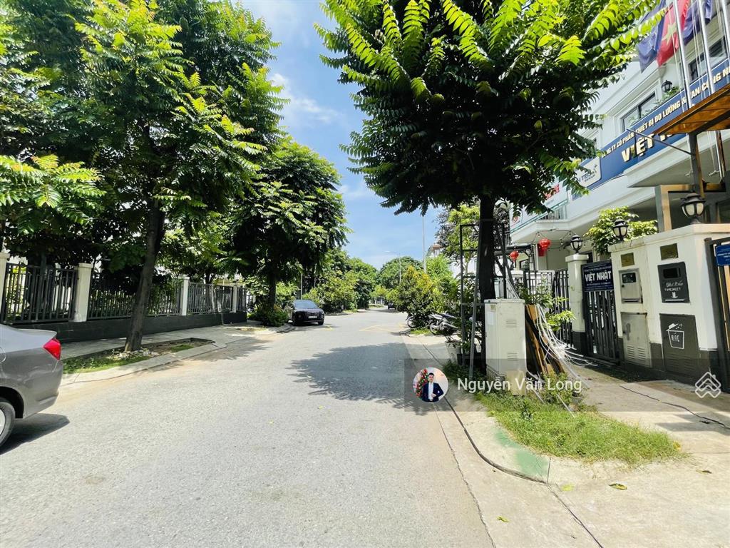 Hot bán căn nhà phố hđmb giá 19,9 tỷ thô. giá tham khảo tốt trong khu vực