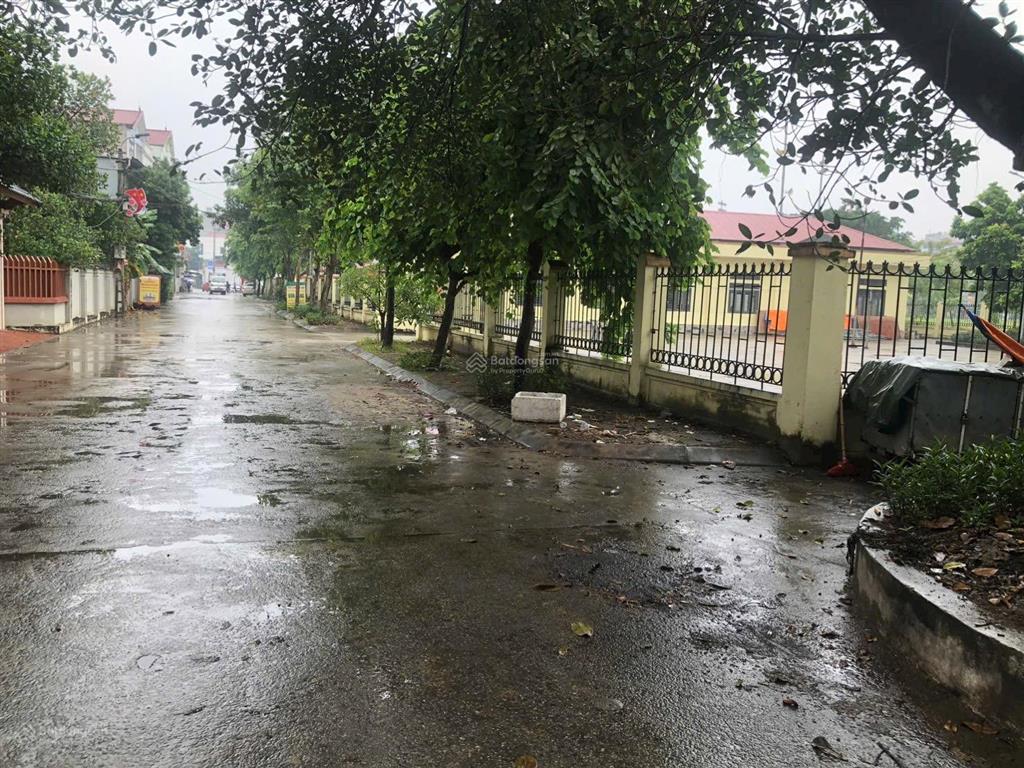 Bán nhanh! đất kinh doanh đường 2 ôtô tránh tại uy nỗ đông anh