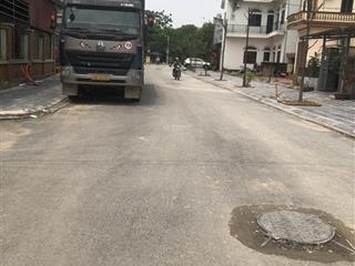 Chục chính lương quy xuân nội  nay là xã thư lâm vỉa hè rộng kinh do