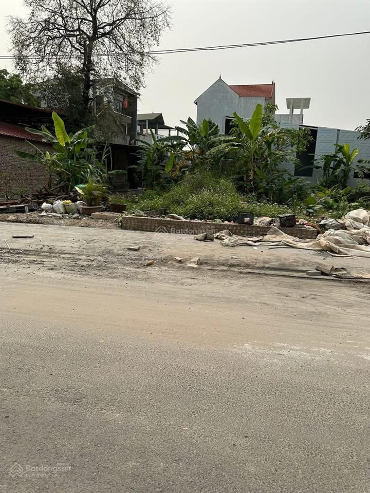 Chục chính lương quy xuân nội  nay là xã thư lâm vỉa hè rộng kinh do