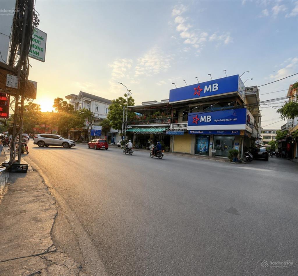 Bán căn nhà c4 đang cho thuê sẵn dòng tiền tại nam hồng, đông anh