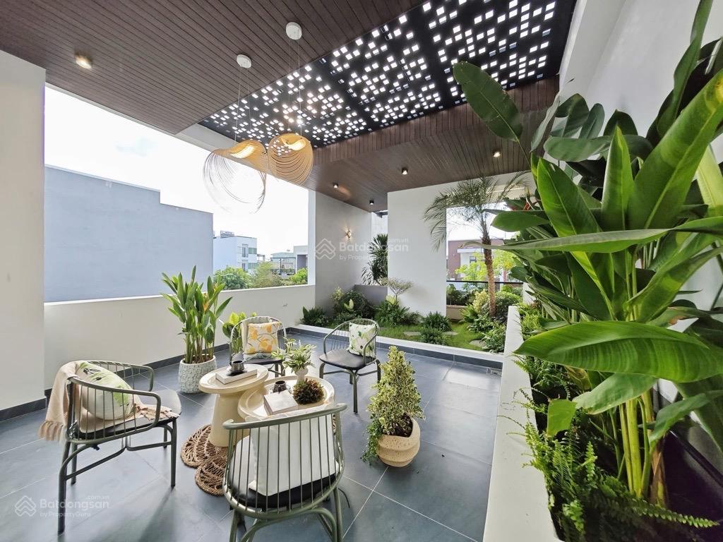 Bán nhà 3 tầng xây mới, full nội thất nhập khẩu cao cấp  thanh lương, hòa xuân  giá 9 tỷ x