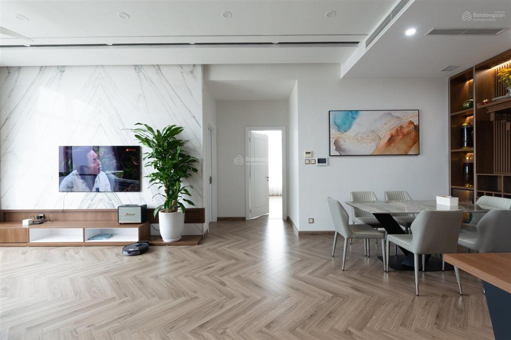 Cc cho thuê chcc thăng long  viglacera căn góc 3 ngủ 119m2 nt đẹp bc view. hồ & cv giá 18 triệu