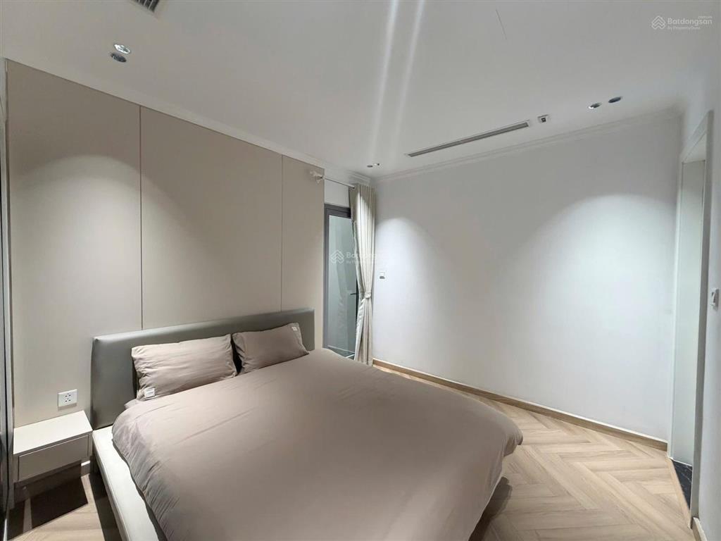 Tổng hợp quỹ căn 2pn  3pn  4pn duplex, penthouse royal city giá chỉ từ 16 tr/th.  0866 562 ***