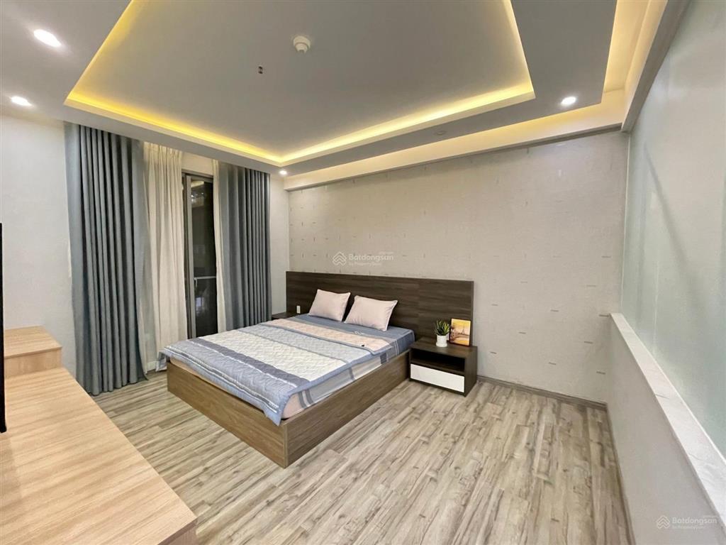 Cho thuê căn hộ chung cư hongkong tower. căn góc 45m2, 1pn bc đông nam view đsq nga, giá 14 triệu