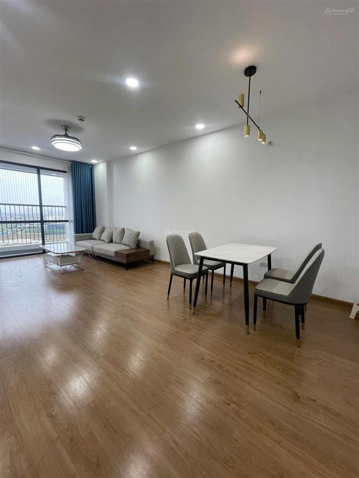 Bán căn góc 3pn 105m² full nội thất đẹp giá 7,9 tỷ