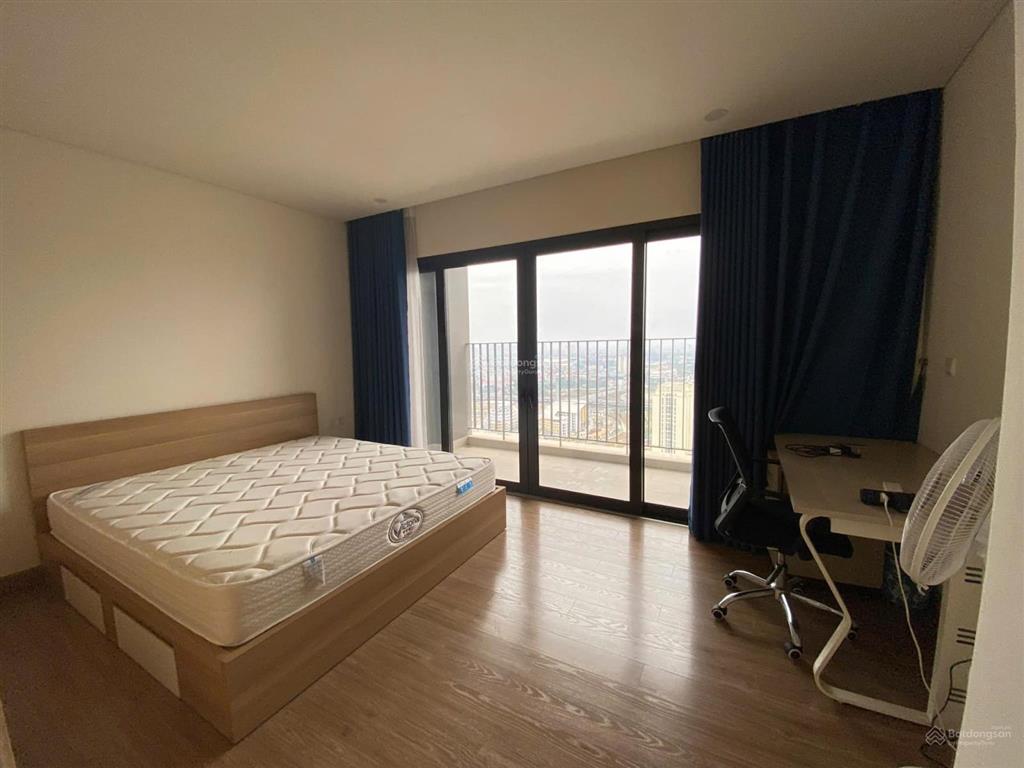Bán căn góc 3pn 105m² full nội thất đẹp giá 7,9 tỷ