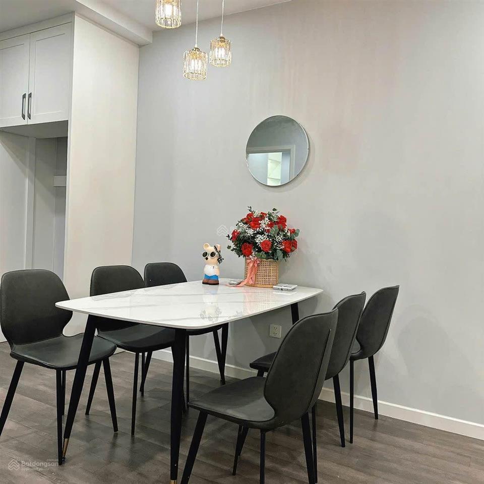 Cho thuê chcc hongkong tower. căn góc tầng 12 tháp b 45m2 full nt đẹp. giá 14 tr/th.  0866 562 ***