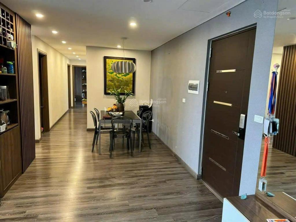 Cho thuê căn hộ chung cư hongkong tower. căn góc 3pn 126m2 bc đông nam view đsq nga giá 24 tr/th
