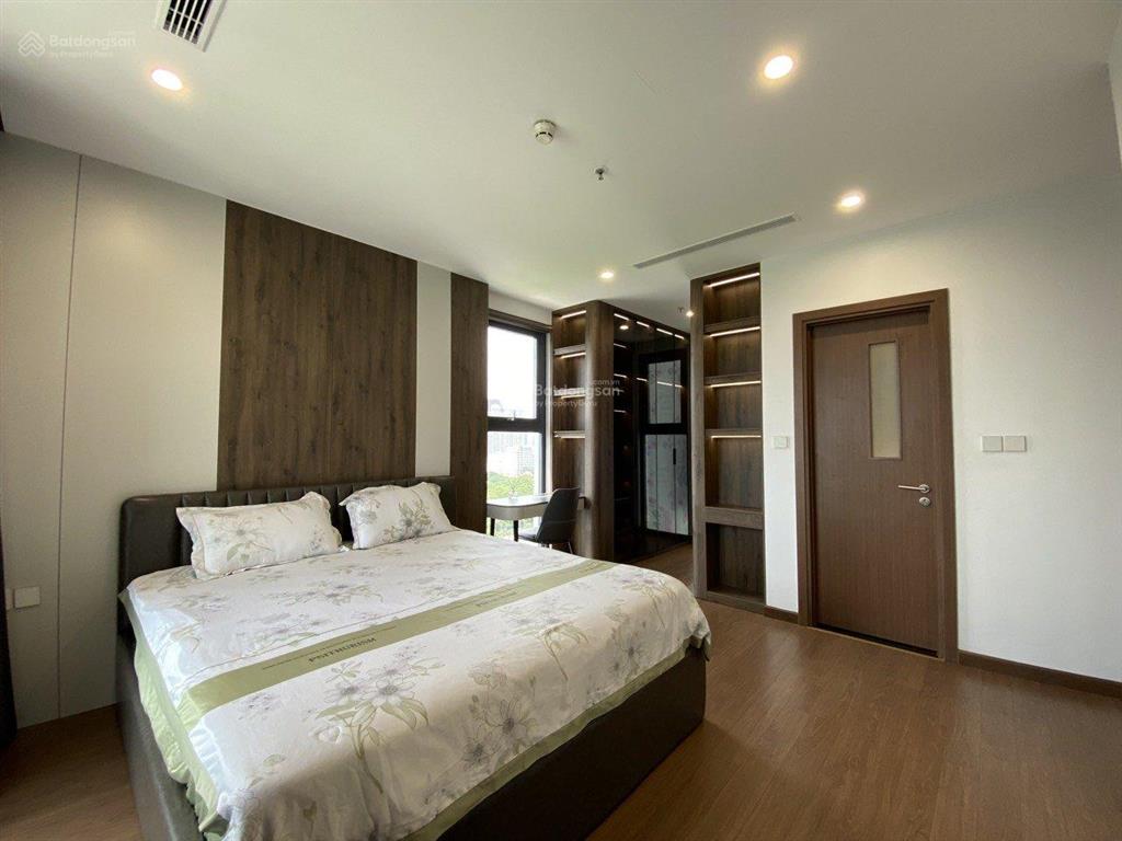 Cho thuê chcc hongkong tower. căn góc 3pn 126m2 tầng 20 bc hướng đông nam full nt đẹp giá 23 tr/th
