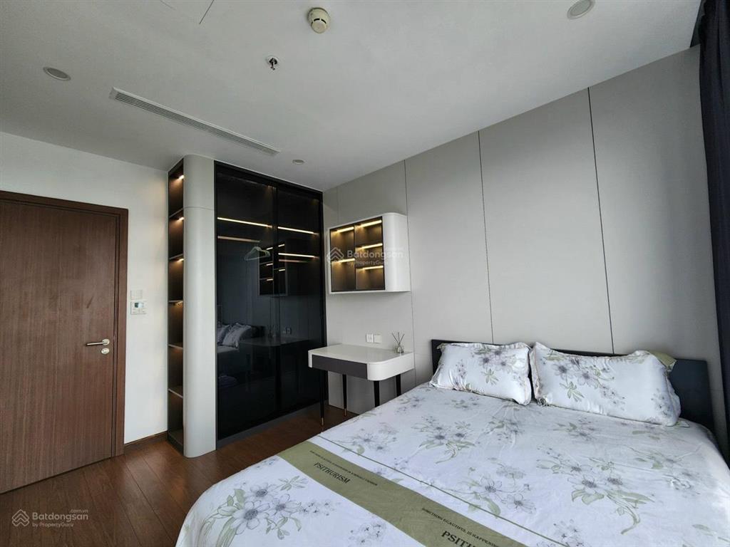 Cho thuê chcc hongkong tower. căn góc 3pn 126m2 tầng 20 bc hướng đông nam full nt đẹp giá 23 tr/th