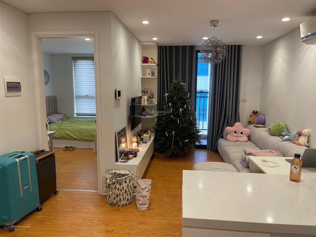 Cho thuê chcc hongkong tower căn góc tầng 12 tháp b 45m2. full nt đẹp. giá 14 tr/th.  0866 562 ***