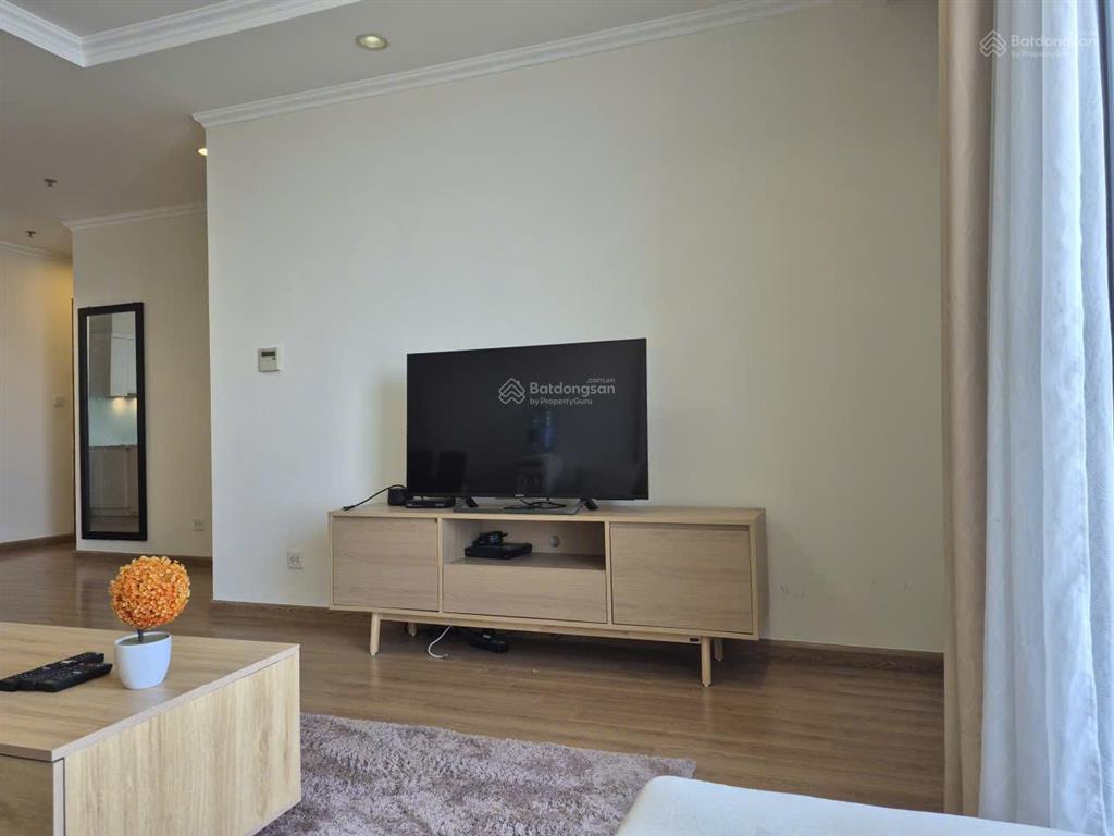 Cc cho thuê vinhomes nguyễn chí thanh. căn góc 115m2 tầng 22, bc hướng nam. giá 26 triệu/tháng