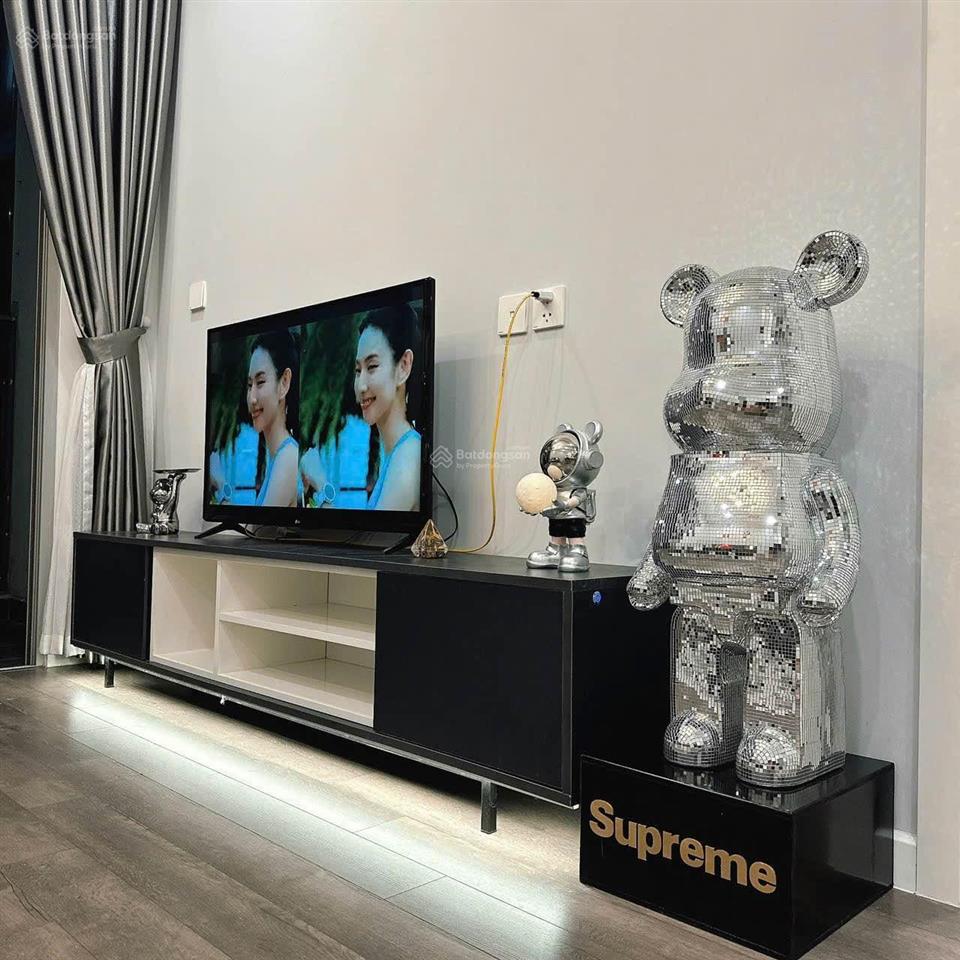 Cho thuê chcc hongkong tower. căn góc tầng 12 tháp b 45m2 full nt đẹp. giá 14 tr/th.  0866 562 ***
