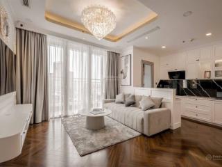 Gia chủ chuyển nhà vào phố. cần bán căn hộ 86m tầng 20 chung cư vinhomes nguyễn chí thanh giá 11tỷ