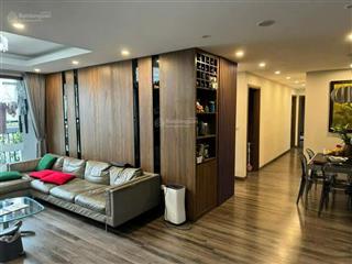 Chính chủ bán căn góc 109m2 thiết kế 3 phòng ngủ, bc đông nam view đsq nga.  0866 562 ***