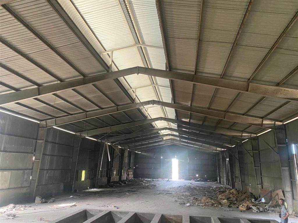 Xưởng tiền chế bửu hòa 5000m giá 90 triệu/tháng, cont đi 24/24