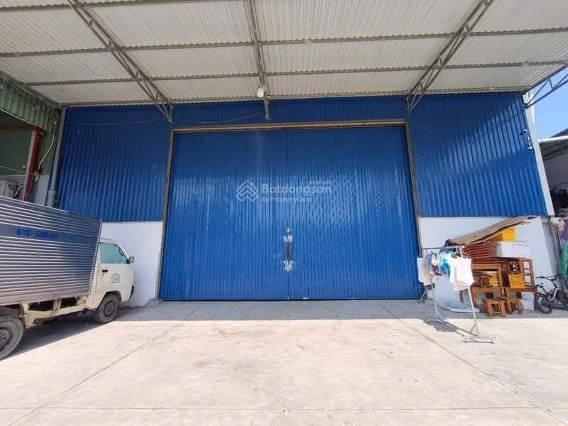 Xưởng q9 1200m khu sản xuất đa ngành gần cầu đồng nai giá 70 triệu/tháng
