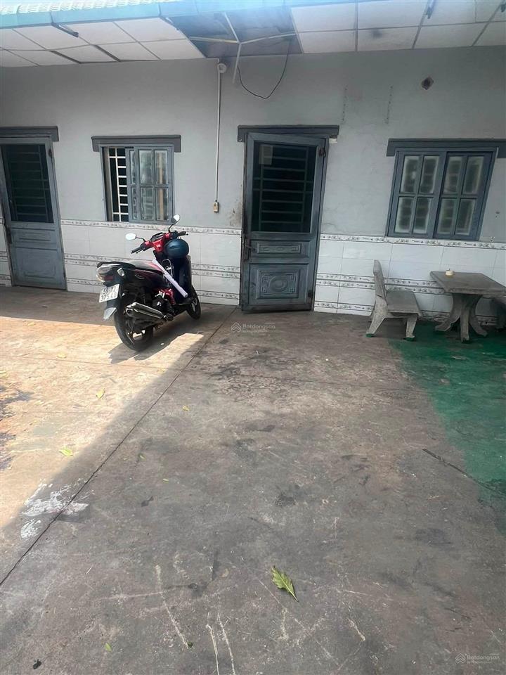 Xưởng phú an bến cát 2000m giá 30 triệu