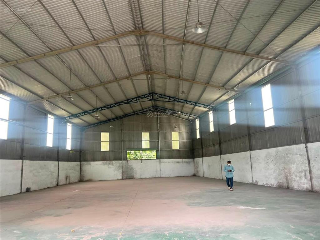 Xưởng phú an bến cát 2000m giá 30 triệu