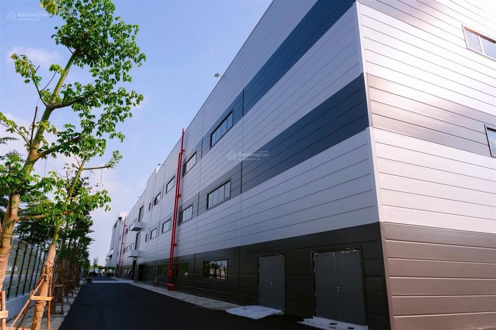 Xưởng chuyên về ngành may mặc 17000m2 khu chế xuất linh trung 104.472đ/m2