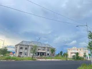 Đất mặt tiền ql phụng hiệp  có sẵn đất thổ cư