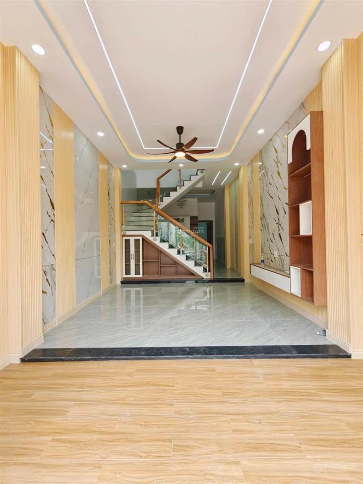 Nhà sổ riêng giá rẻ phường biên hoà. cách cầu hóa an 1km. dt 64m2 giá 3tỷ2, 3p ngủ, đường 6m