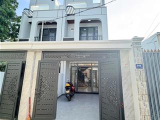 Bán nhà sổ riêng hoàn công giá rẻ phường tân phong. dt 80m2 giá 3tỷ7