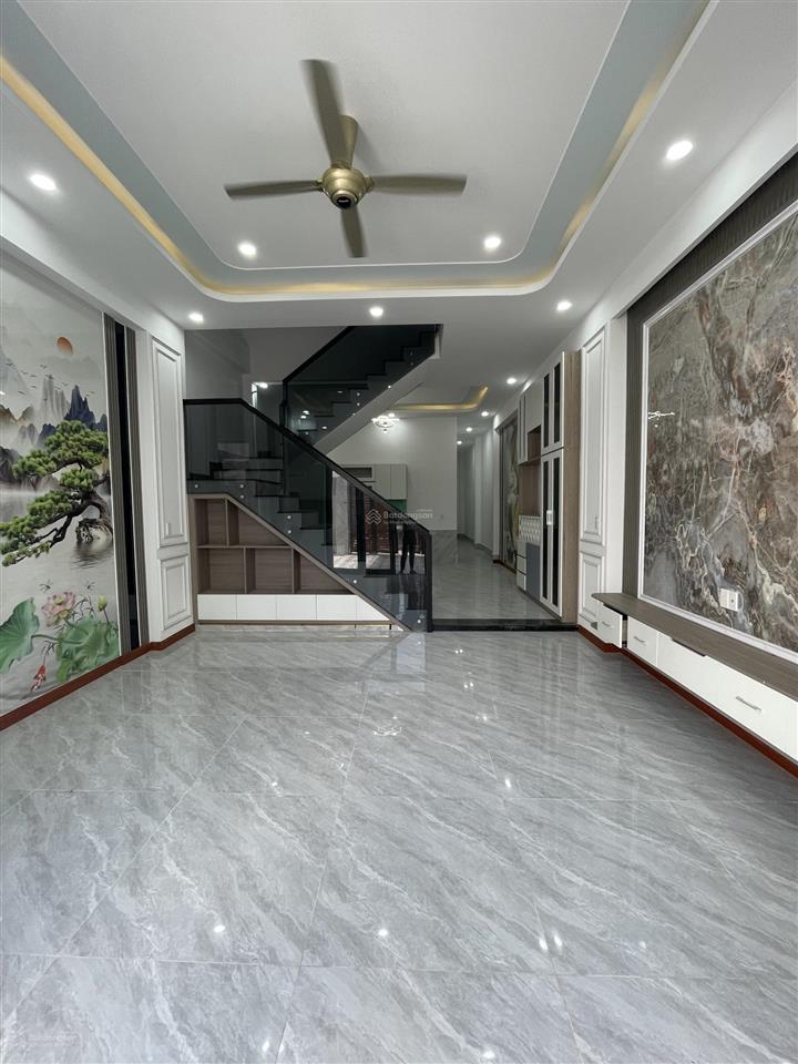 Bán nhà hoá an. dt 100m2(5x20) sổ riêng hoàn công. giá 3tỷ850tr, 3p ngủ, sân xe hơi, đường 6m.