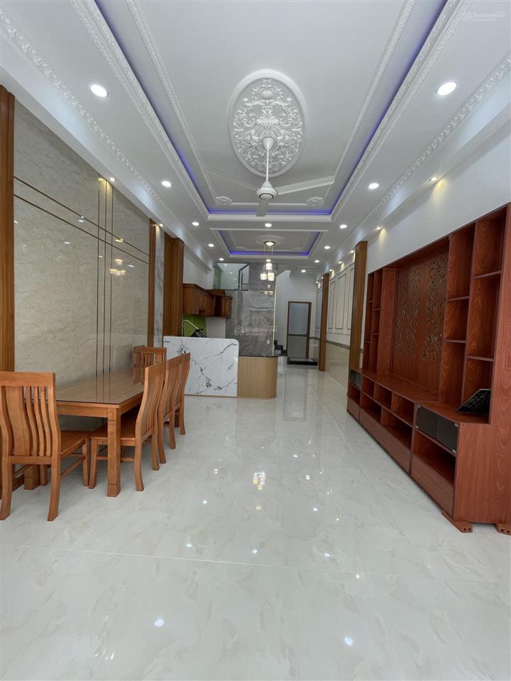 Bán nhà sổ riêng giá rẻ phường bửu hoà. dt 64m2 giá 3tỷ4 thương lượng.