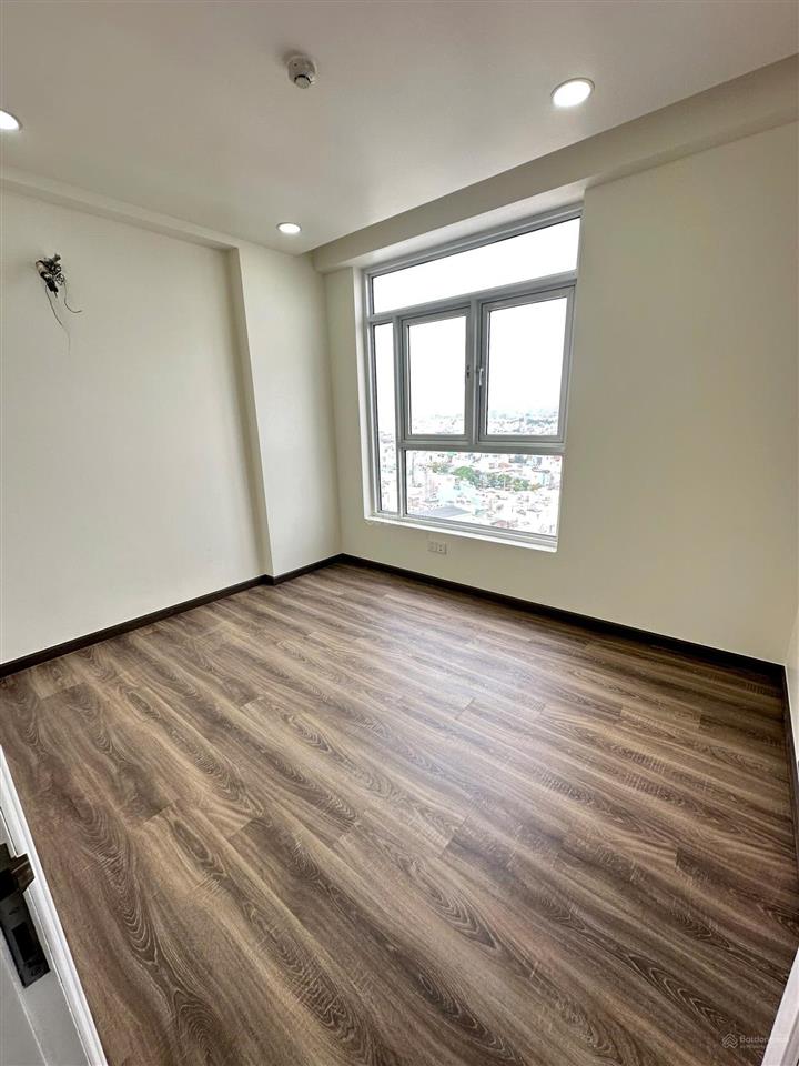 Chính chủ bán căn hộ valeo 82m2 3pn 2wc