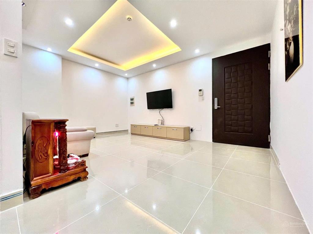 Chính chủ cần bán gấp căn hộ hktg, 62m2 2pn 2wc