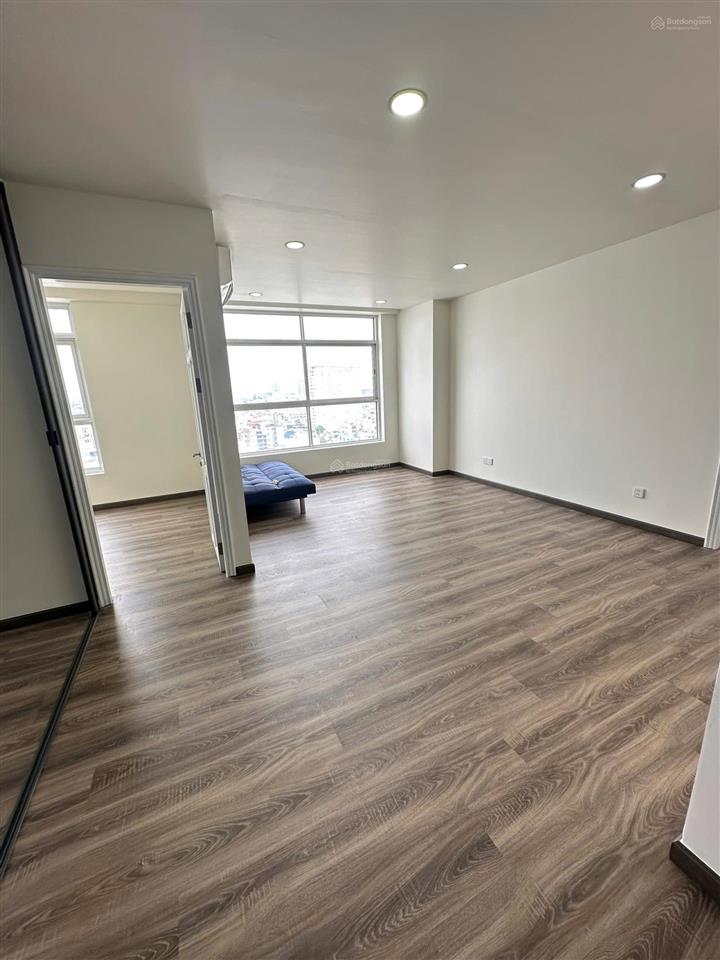 Chính chủ bán căn hộ valeo 82m2 3pn 2wc