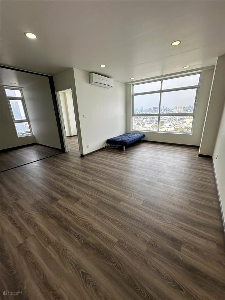 Chính chủ bán căn hộ valeo 82m2 3pn 2wc