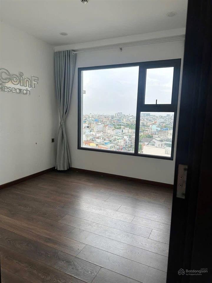 Chính chủ bán resgreen tower 53m2  2pn 1wc, shr