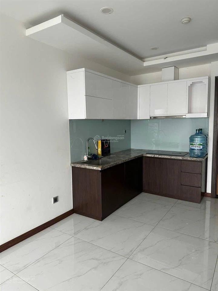 Chính chủ bán resgreen tower 53m2  2pn 1wc, shr