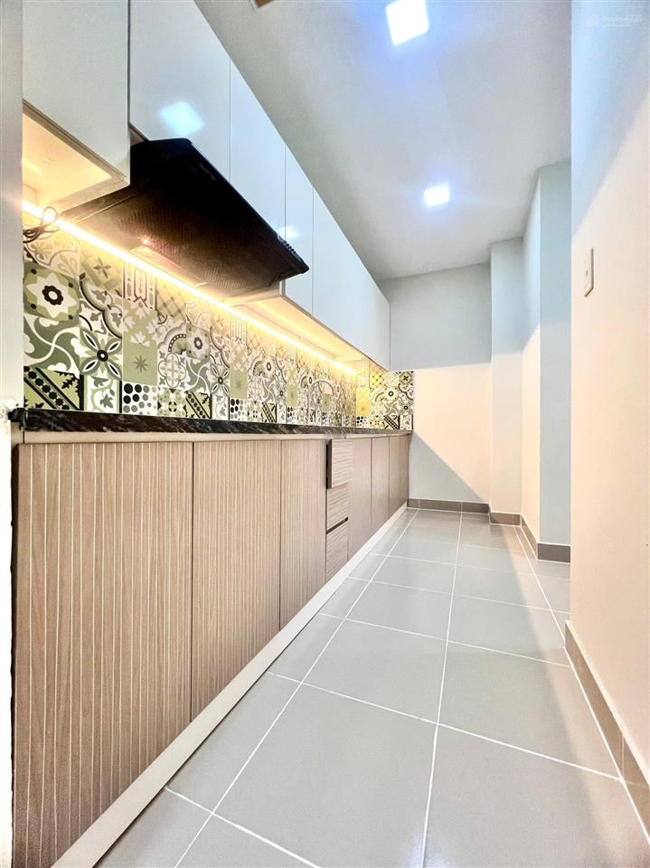 Chính chủ bán gấp căn hộ lotus garden 67m2 2pn  1wc, shr, 3,69 tỷ