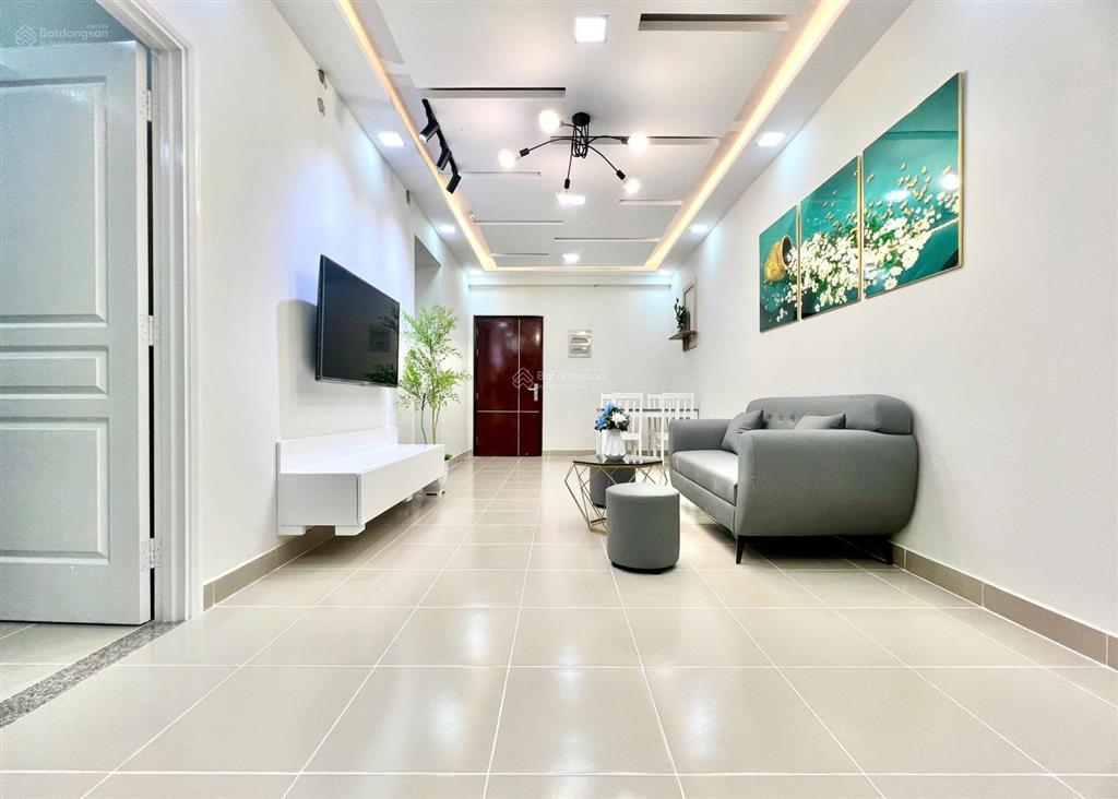 Chính chủ bán gấp căn hộ lotus garden 67m2 2pn  1wc, shr, 3,69 tỷ