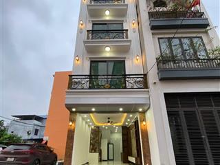 Bán nhà 5 tầng đường ô tô tránh nhau kinh doanh sầm uất full nội thất