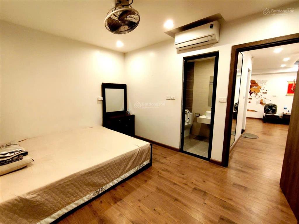 Bán chung cư đồng phát giá 6,1 tỷ, 90m2, 3pn, nội thất xịn sò, căn góc,  0988 556 ***