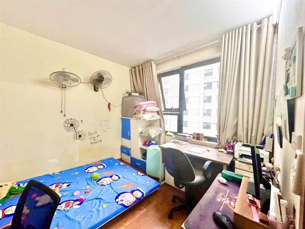 Bán gấp cc @home 987 tam trinh giá 4,8 tỷ 70m2 2pn, tặng nội thất  0988 556 ***