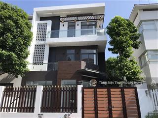 Biệt thự song lập phú mỹ hưng vị trí và phong cách đa dạng, dt 180m2 giá 52,5 tỷ