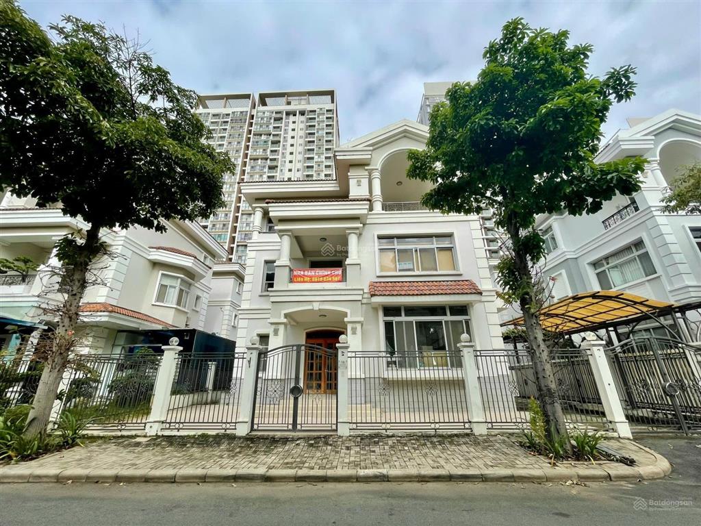 Sở hữu biệt thự nam viên phú mỹ hưng nguyên mẫu chủ đầu tư dt 275m2 vị trí giữa 2 công viên lớn