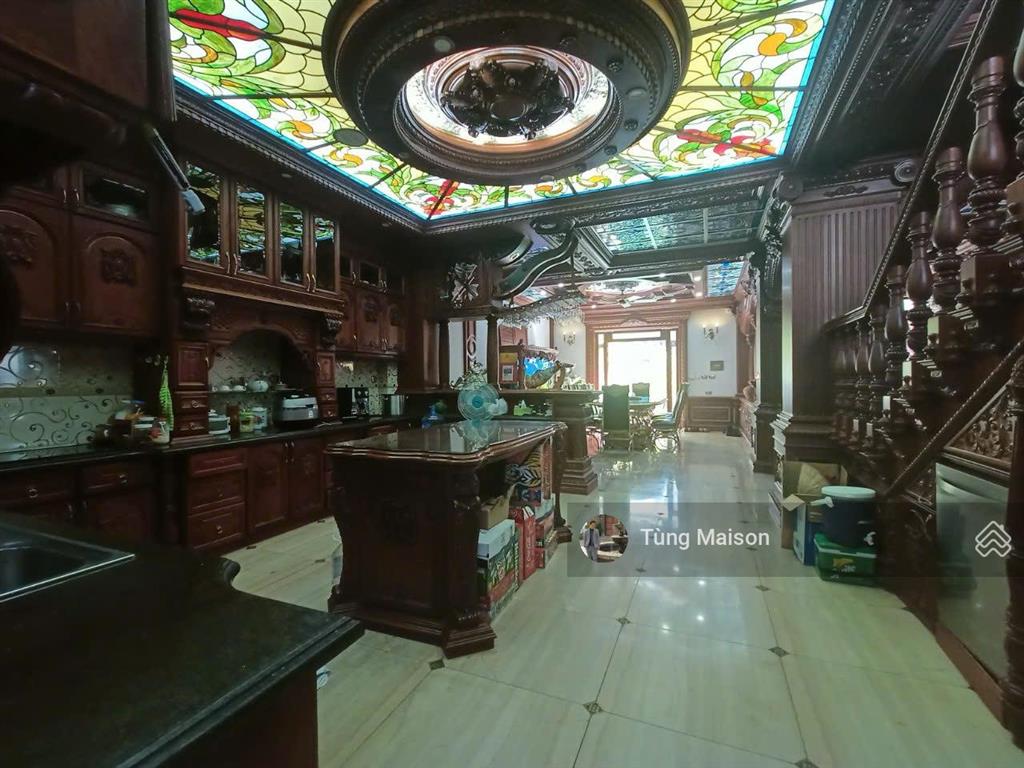 Biệt thự góc 2 mặt tiền phú mỹ hưng 475m2 view trực diện công viên, hồ bơi riêng