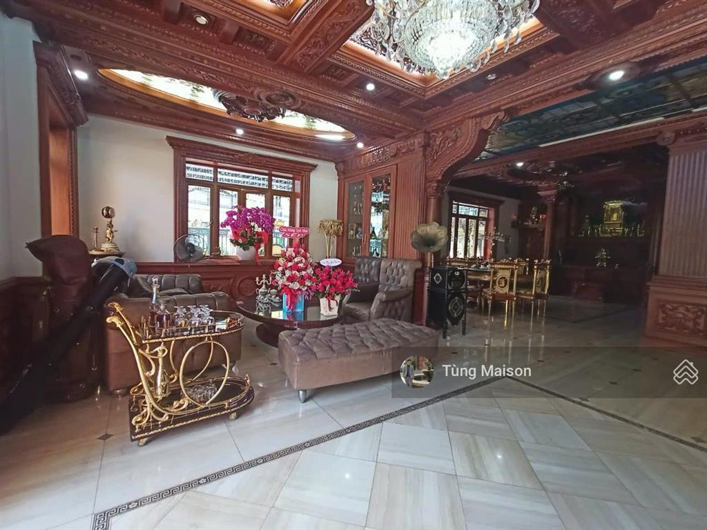 Biệt thự góc 2 mặt tiền phú mỹ hưng 475m2 view trực diện công viên, hồ bơi riêng
